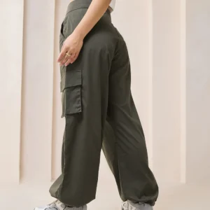 Women's Green Baggy Oversized Cargo Parachute Pants - Image 2